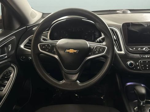 Used 2022 Chevrolet Malibu LT FWD image 10