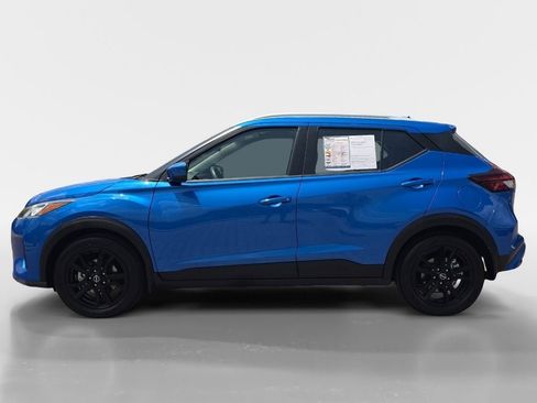 Used 2023 Nissan Kicks SV image 6