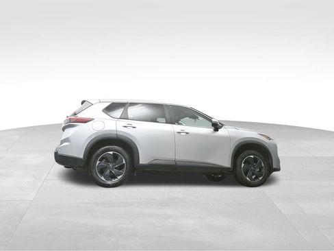 Used 2024 Nissan Rogue SV AWD/4WD image 48