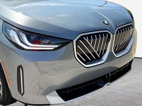 Used 2025 BMW X3 xDrive30i w/ Premium Package AWD/4WD image 33