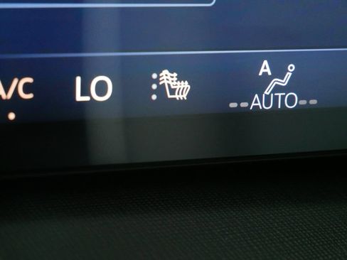 New 2026 Buick Enclave Preferred w/ Power Package FWD image 26