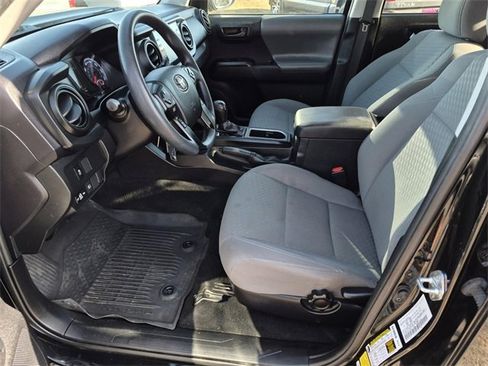 Used 2021 Toyota Tacoma SR w/ SR Convenience Package image 18