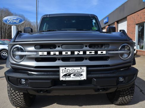 Used 2022 Ford Bronco Big Bend w/ Sasquatch Package image 2