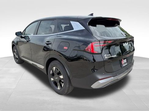 New 2026 Kia Sportage LX FWD image 5