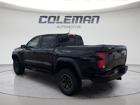 Used 2024 Chevrolet Colorado ZR2 w/ ZR2 Convenience Package III AWD/4WD image 3