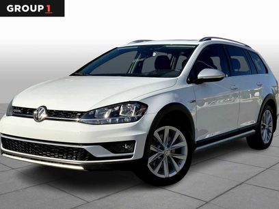 Used 2018 Volkswagen Golf Alltrack SE