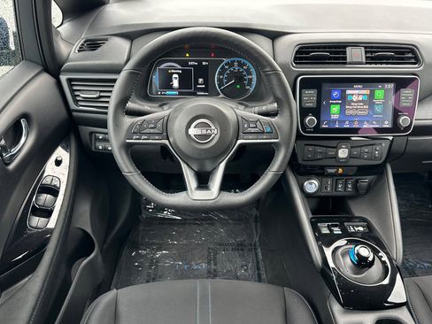 Certified 2024 Nissan Leaf SV Plus image 16