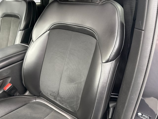 Used 2023 Jeep Grand Cherokee Altitude AWD/4WD image 9