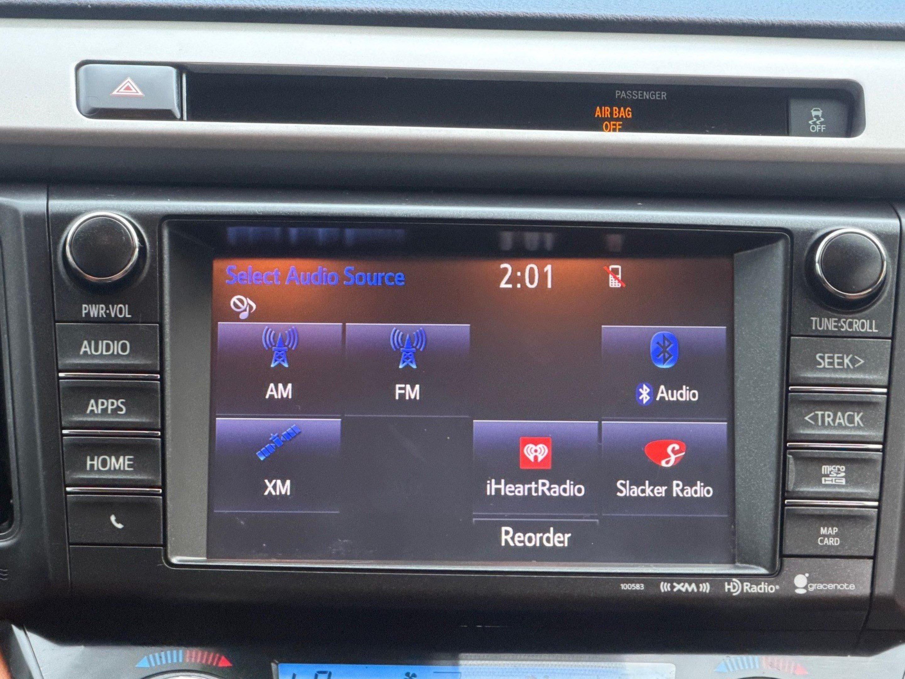 Used 2016 Toyota RAV4 Limited FWD image 31