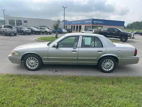 Used 2011 Mercury Grand Marquis LS RWD image 9