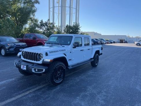 New 2025 Jeep Gladiator Sport S image 1