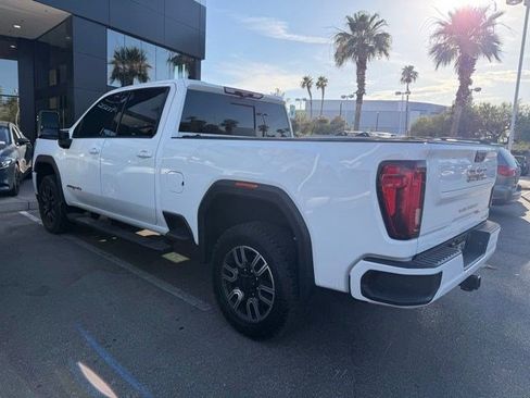 Used 2020 GMC Sierra 2500 AT4 w/ AT4 Premium Package AWD/4WD image 3