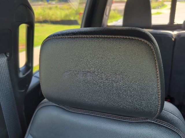 Used 2021 GMC Sierra 1500 AT4 w/ AT4 Value Package AWD/4WD image 26