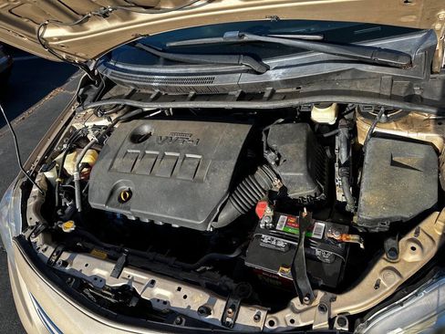 Used 2013 Toyota Corolla LE FWD image 20