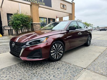 Used 2024 Nissan Altima 2.5 SV