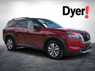 Used 2022 Nissan Pathfinder SL AWD/4WD video 1