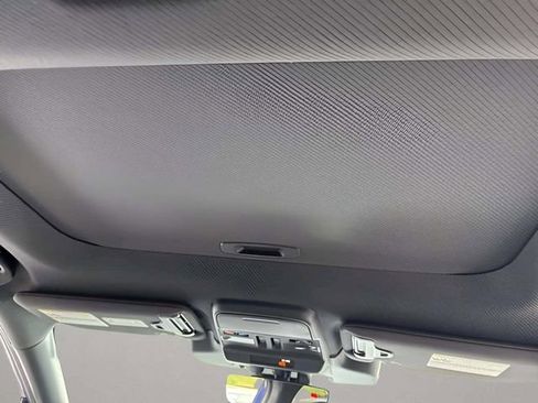 New 2026 Subaru Outback Limited AWD/4WD image 22