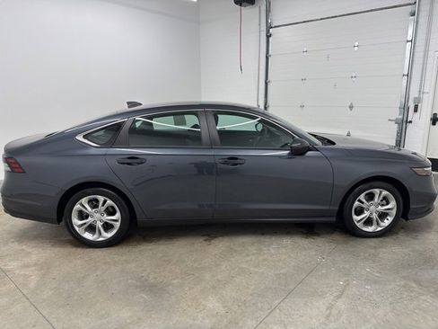 Used 2023 Honda Accord LX image 4
