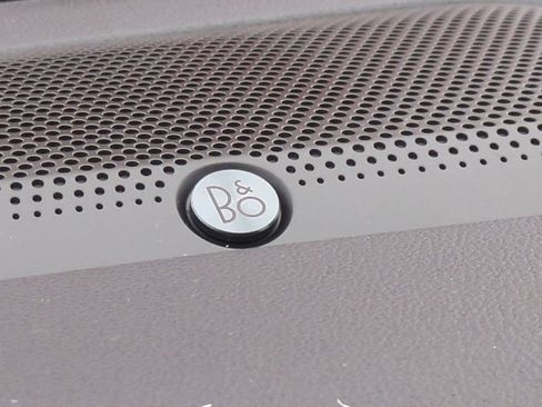 Used 2024 Ford Escape ST-Line Elite w/ Premium Technology Package image 32