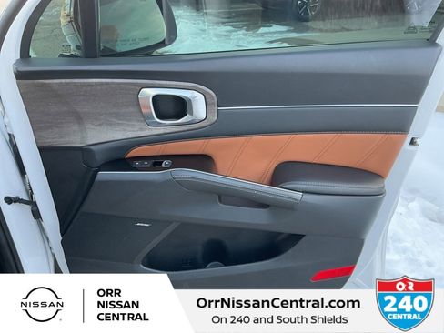 Used 2023 Kia Sorento SX Prestige image 10