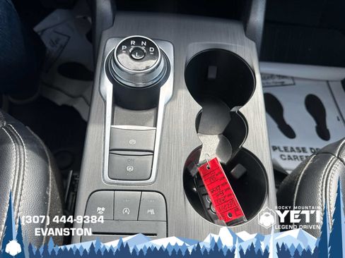 Used 2022 Ford Escape Titanium AWD/4WD image 29