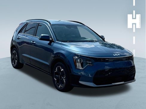 Used 2024 Kia Niro Wind FWD image 1