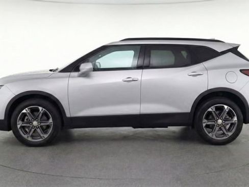 Used 2024 Chevrolet Blazer LT w/ Convenience Package image 11