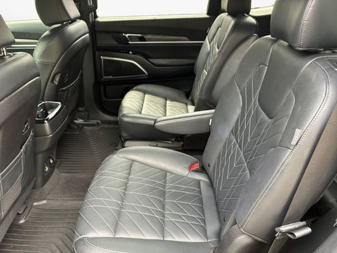 Used 2024 Kia Telluride SX Prestige X-Line AWD/4WD image 16
