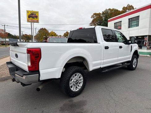 Used 2018 Ford F250 XLT w/ Snow Plow Prep Package image 4