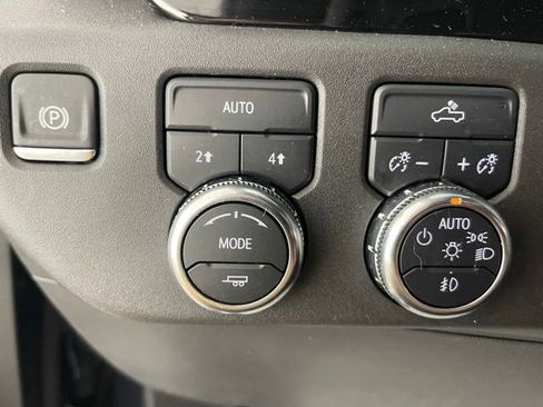 Used 2024 GMC Sierra 1500 Elevation AWD/4WD image 36