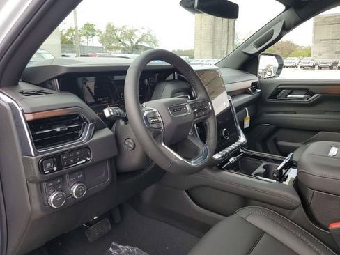 New 2026 GMC Yukon XL Denali w/ Sun & Power Step Package AWD/4WD image 20