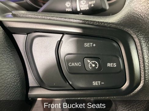 Certified 2022 Jeep Gladiator Sport w/ Trailer Tow Package image 21