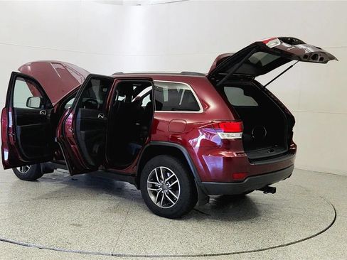 Used 2020 Jeep Grand Cherokee Laredo w/ Quick Order Package 2BN North AWD/4WD image 12