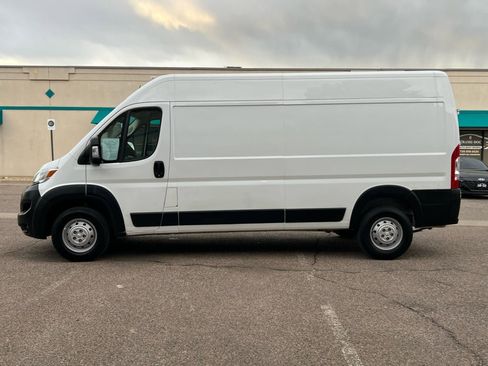 Used 2023 RAM ProMaster 2500 FWD image 6