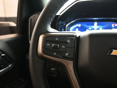 Used 2024 Chevrolet Silverado 2500 High Country w/ High Country Premium Package AWD/4WD image 14