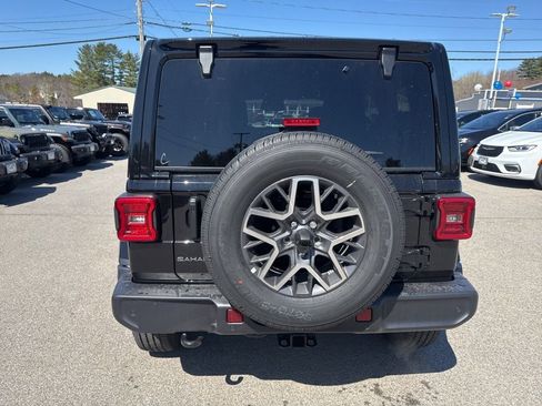 New 2026 Jeep Wrangler Sahara image 4