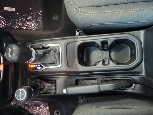 New 2025 Jeep Wrangler Sport AWD/4WD image 19