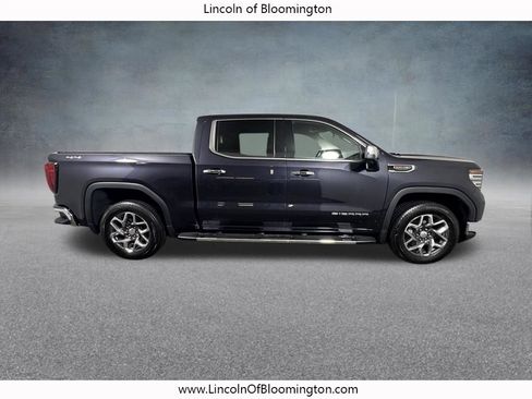 Used 2025 GMC Sierra 1500 SLT w/ SLT Premium Package AWD/4WD image 8