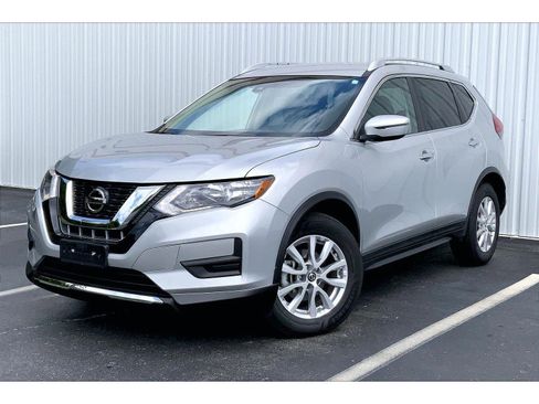 Used 2020 Nissan Rogue SV FWD image 1