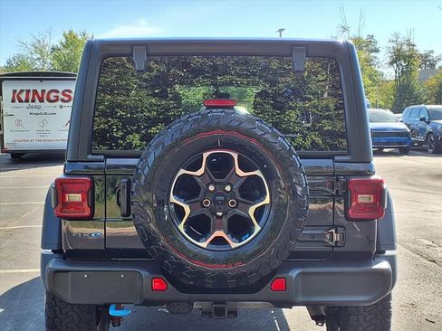 Used 2022 Jeep Wrangler Unlimited Rubicon 4xe w/ Cold Weather Group image 27