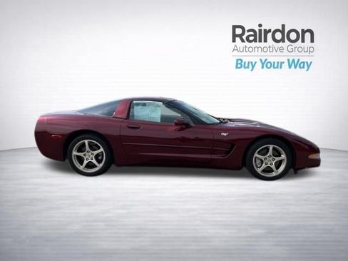 Used 2003 Chevrolet Corvette Coupe w/ Preferred Equipment Group RWD image 8