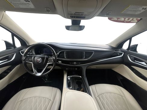 Used 2022 Buick Enclave Avenir w/ Avenir Technology Package AWD/4WD image 17