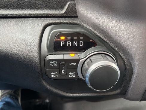 Used 2019 RAM 1500 Big Horn image 18