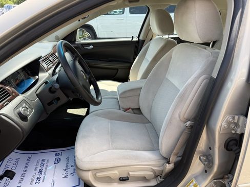 Used 2012 Chevrolet Impala LT FWD image 10