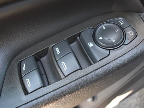 Used 2023 Chevrolet Equinox LT FWD image 21