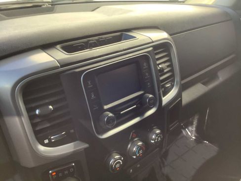 Used 2021 RAM 1500 Classic SLT AWD/4WD image 17