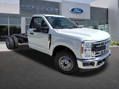 New 2026 Ford F350 XL w/ XL Chrome Package