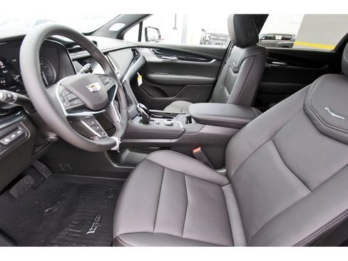 New 2026 Cadillac XT5 Premium Luxury FWD image 6