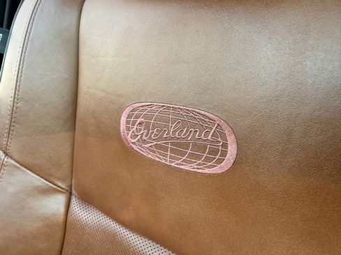 Used 2013 Jeep Grand Cherokee Overland w/ Advance Technology Group image 34