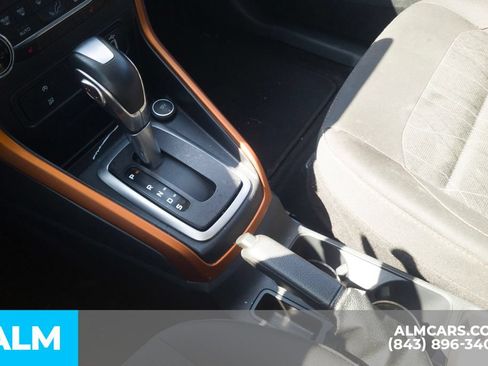 Used 2021 Ford EcoSport SE w/ SE Convenience Package FWD image 11